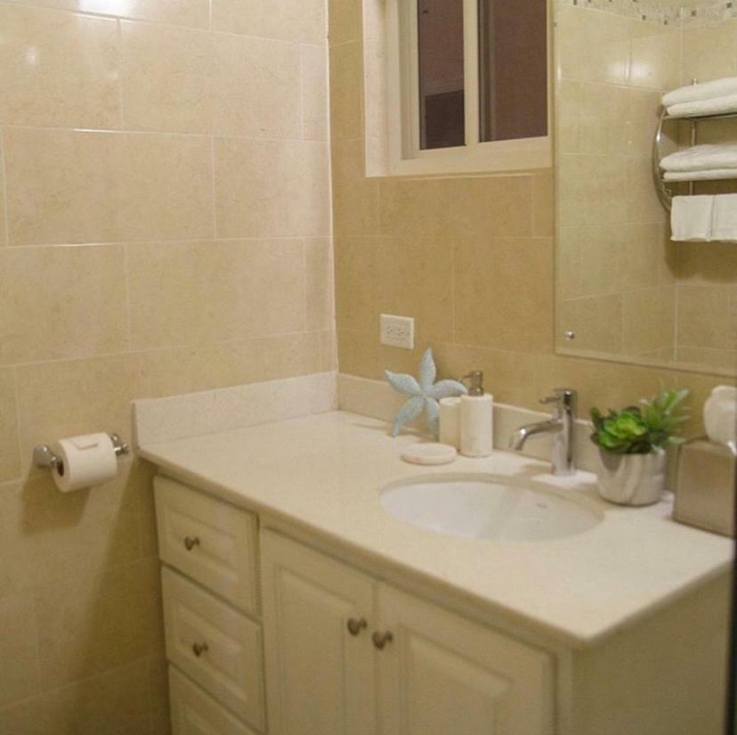 Comfort Homes Кингстон Экстерьер фото